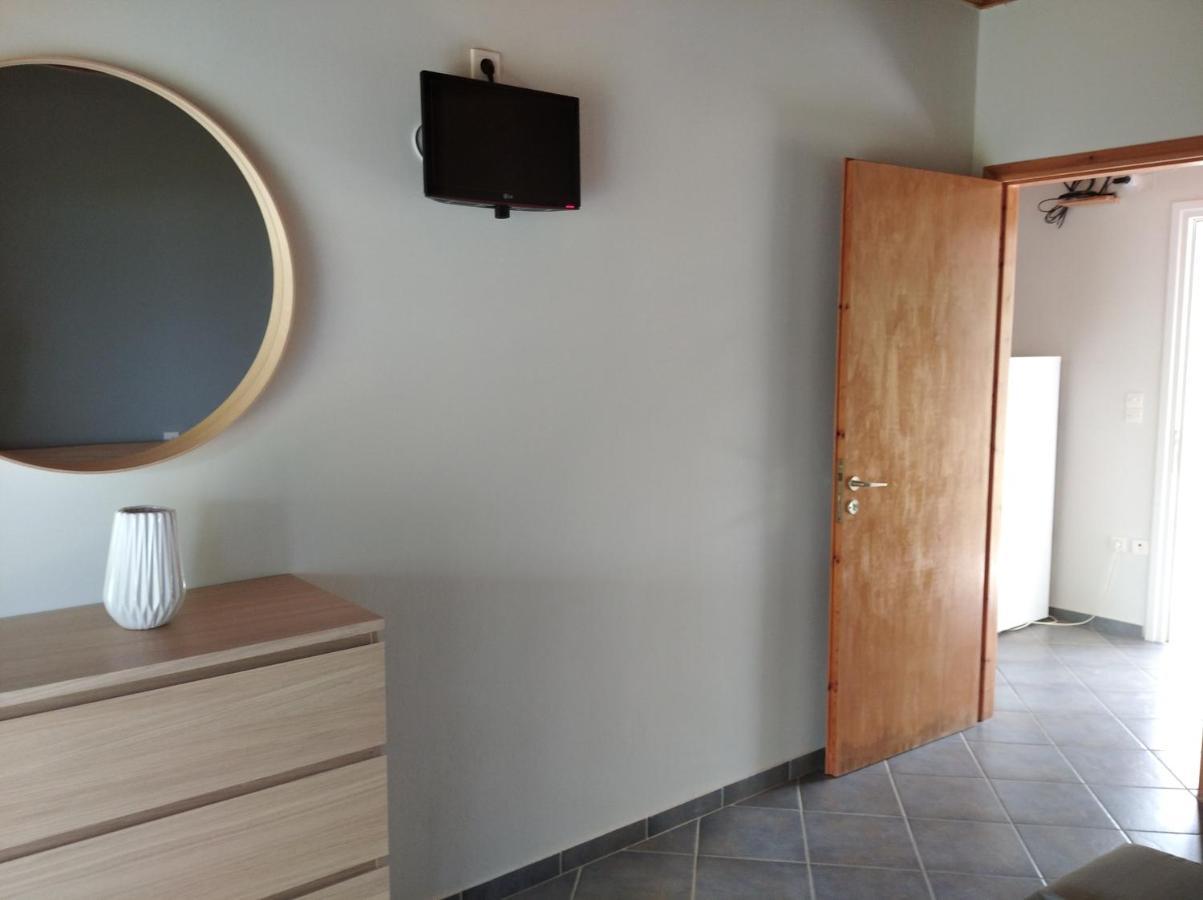Вилла Aggeliki House 4 Kompoi Экстерьер фото