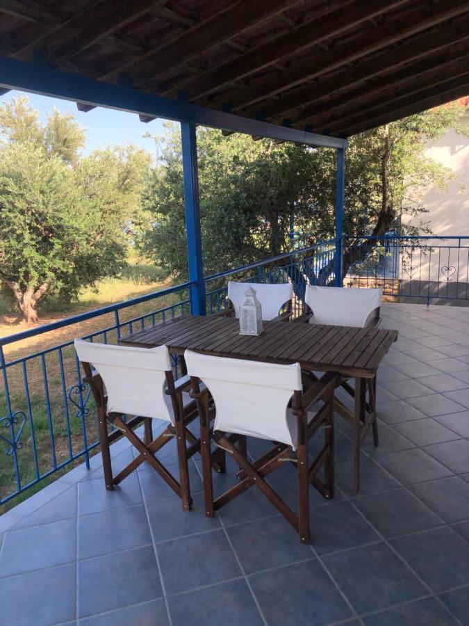 Вилла Aggeliki House 4 Kompoi Экстерьер фото
